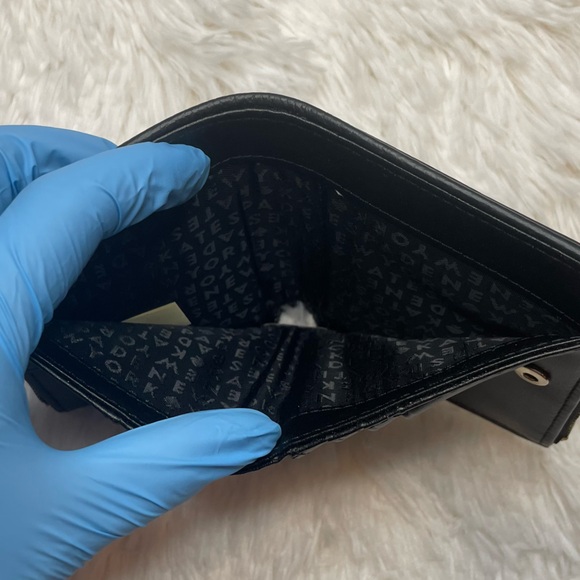 Kate Spade Bifold Wallet - Picture 6 of 6